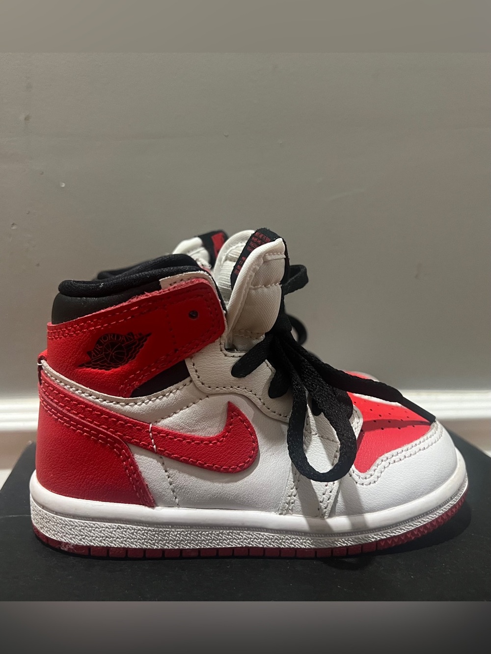 Jordan 1 Kids' Red/Orange White & Black High-Top Sneakers